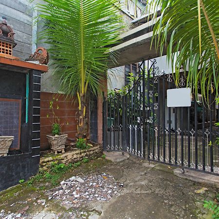 Reddoorz @ Pesanggrahan Mencil Exterior photo